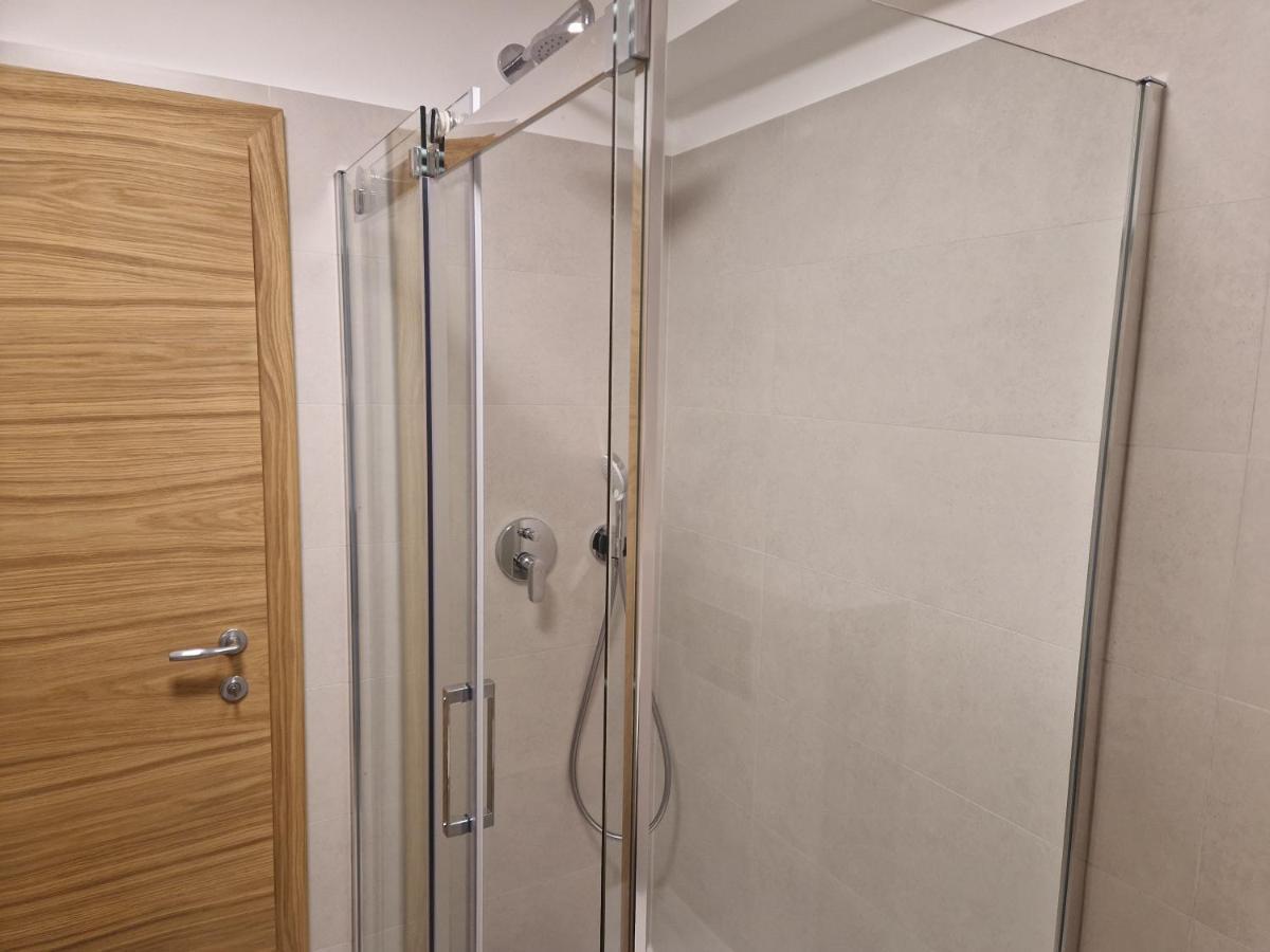 Apartments Cerovic Malinska Kültér fotó