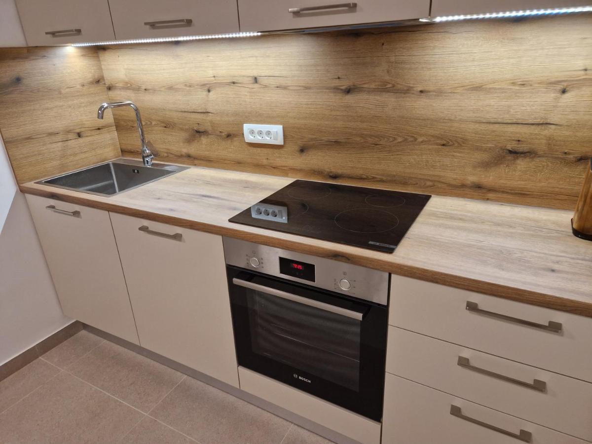 Apartments Cerovic Malinska Kültér fotó
