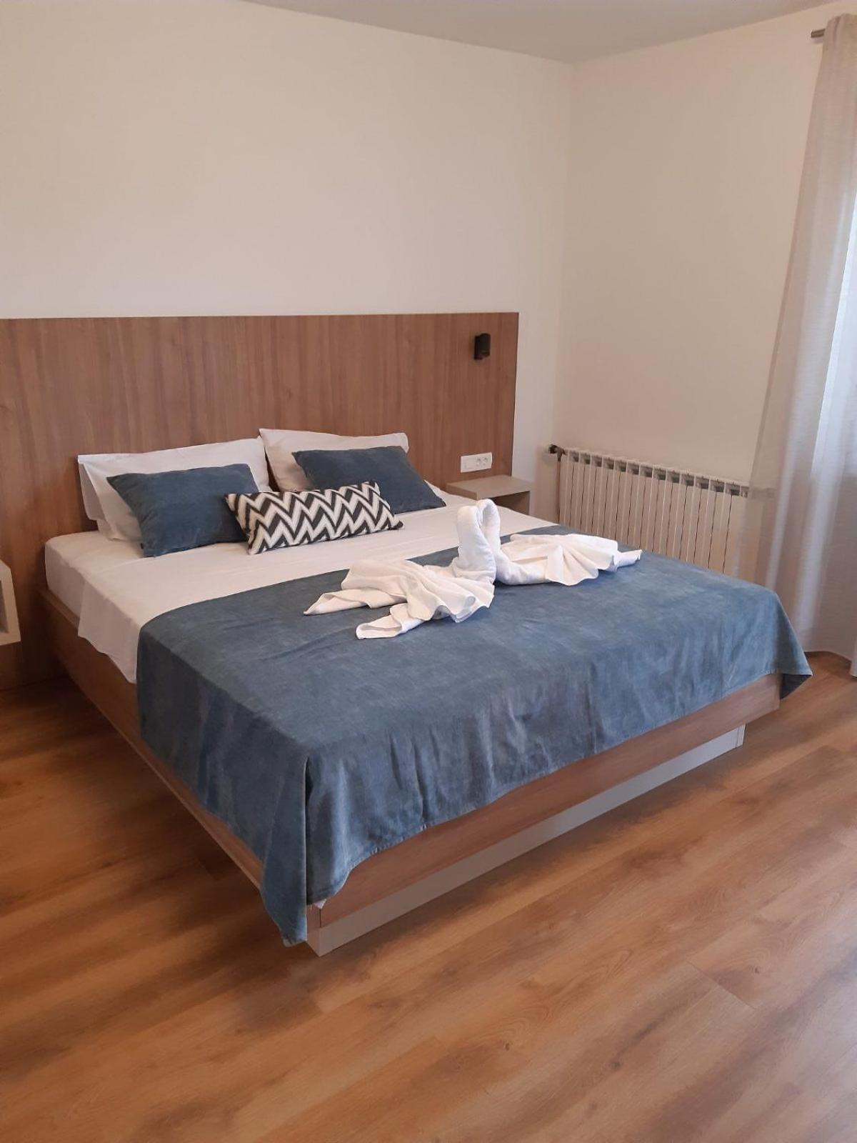 Apartments Cerovic Malinska Kültér fotó