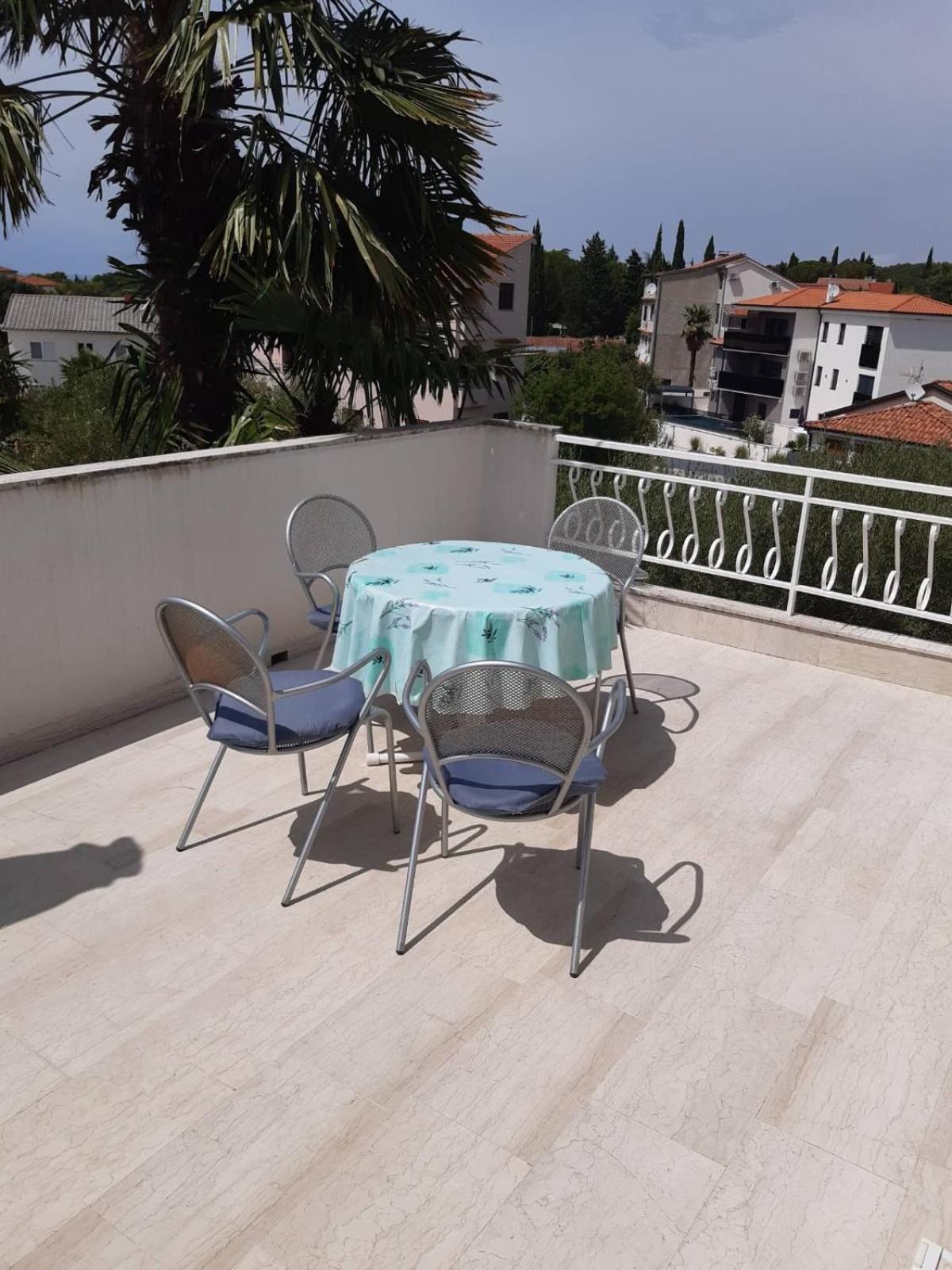Apartments Cerovic Malinska Kültér fotó